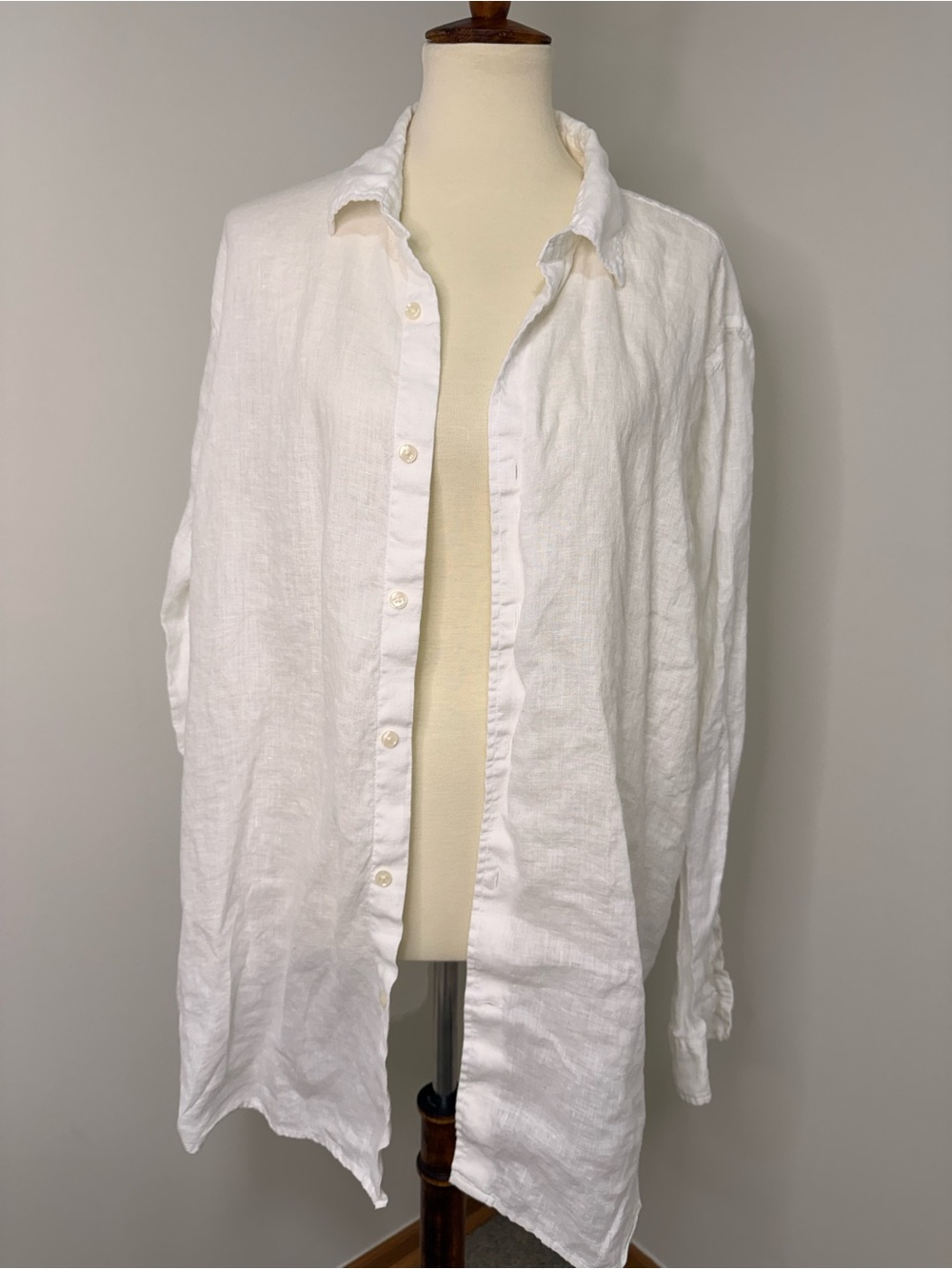 Beach cover up Club Room White 100% Linen Shirt